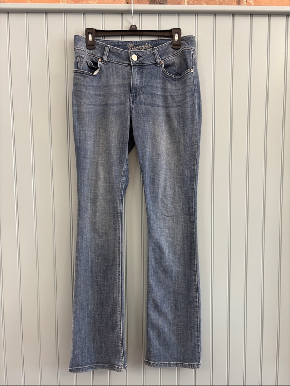 Wrangler Bootcut Medium Wash Denim Jeans Size 91